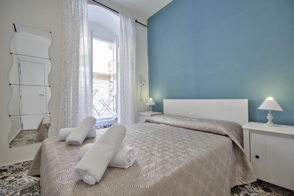 Central Valletta Two Bedroom Apartment Esterno foto